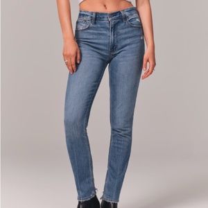 (Abercrombie & Fitch) High Rise Skinny Jean
